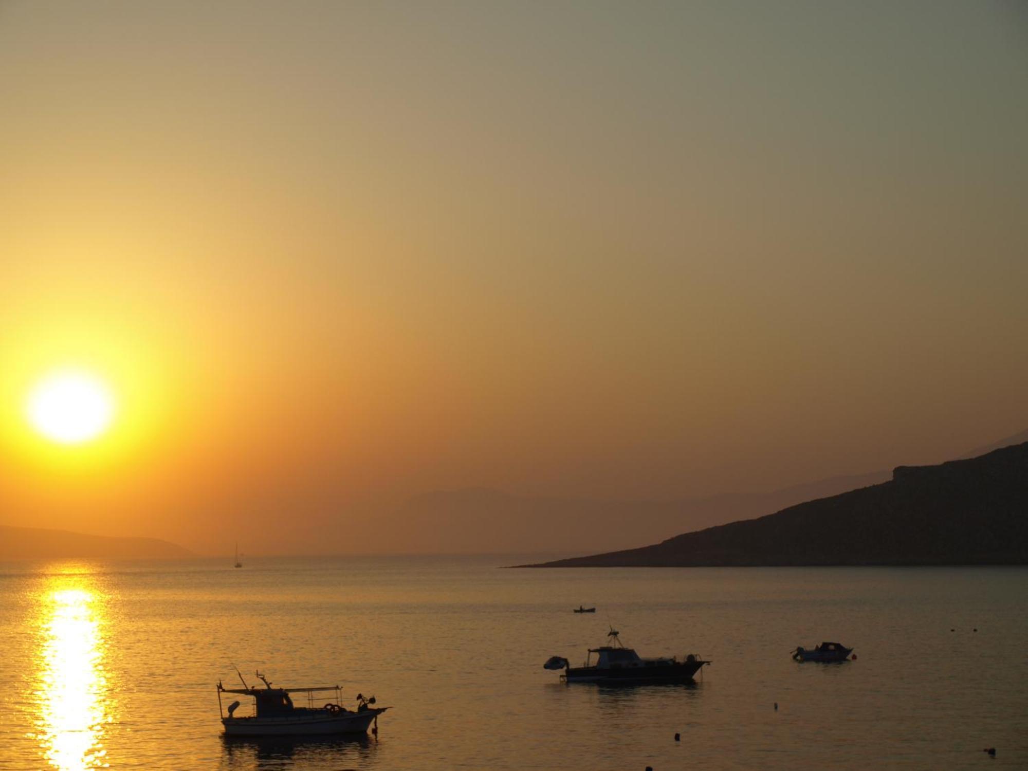Atlantis Houses Chalki Town Luaran gambar